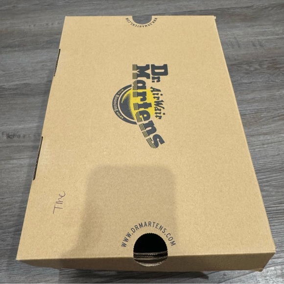 Dr Martens 1460 Serena Fur Lined DMS Olive Wyoming Leather Lace Up Combat Boots - Picture 11 of 12